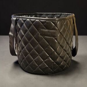 Mutt nation by Miranda Lambert